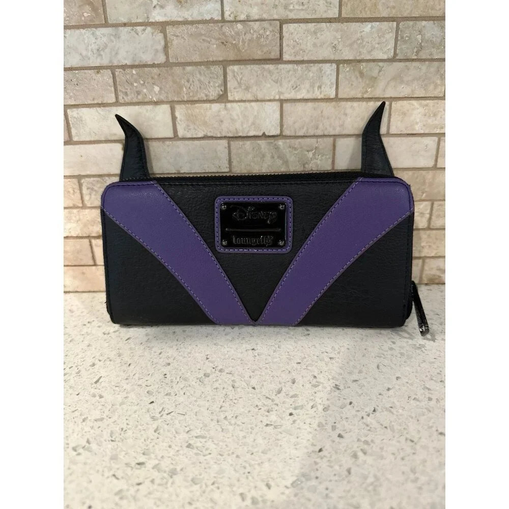 Sleeping Beauty Maleficent‎ Face Zip-Around Wallet: Loungefly Disney